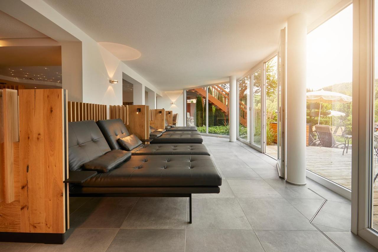 הינטרצארטן Erfurths Bergfried Ferien & Wellnesshotel מראה חיצוני תמונה