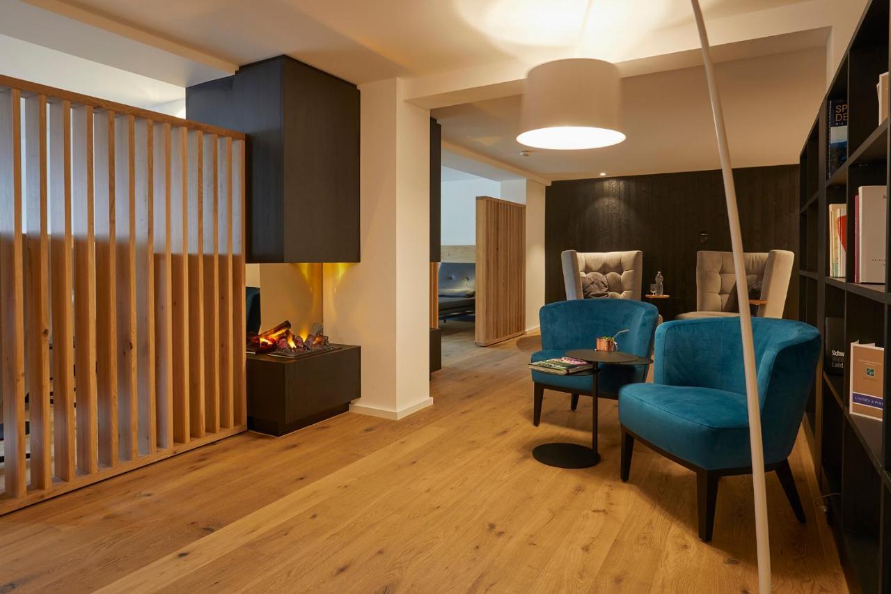 הינטרצארטן Erfurths Bergfried Ferien & Wellnesshotel מראה חיצוני תמונה