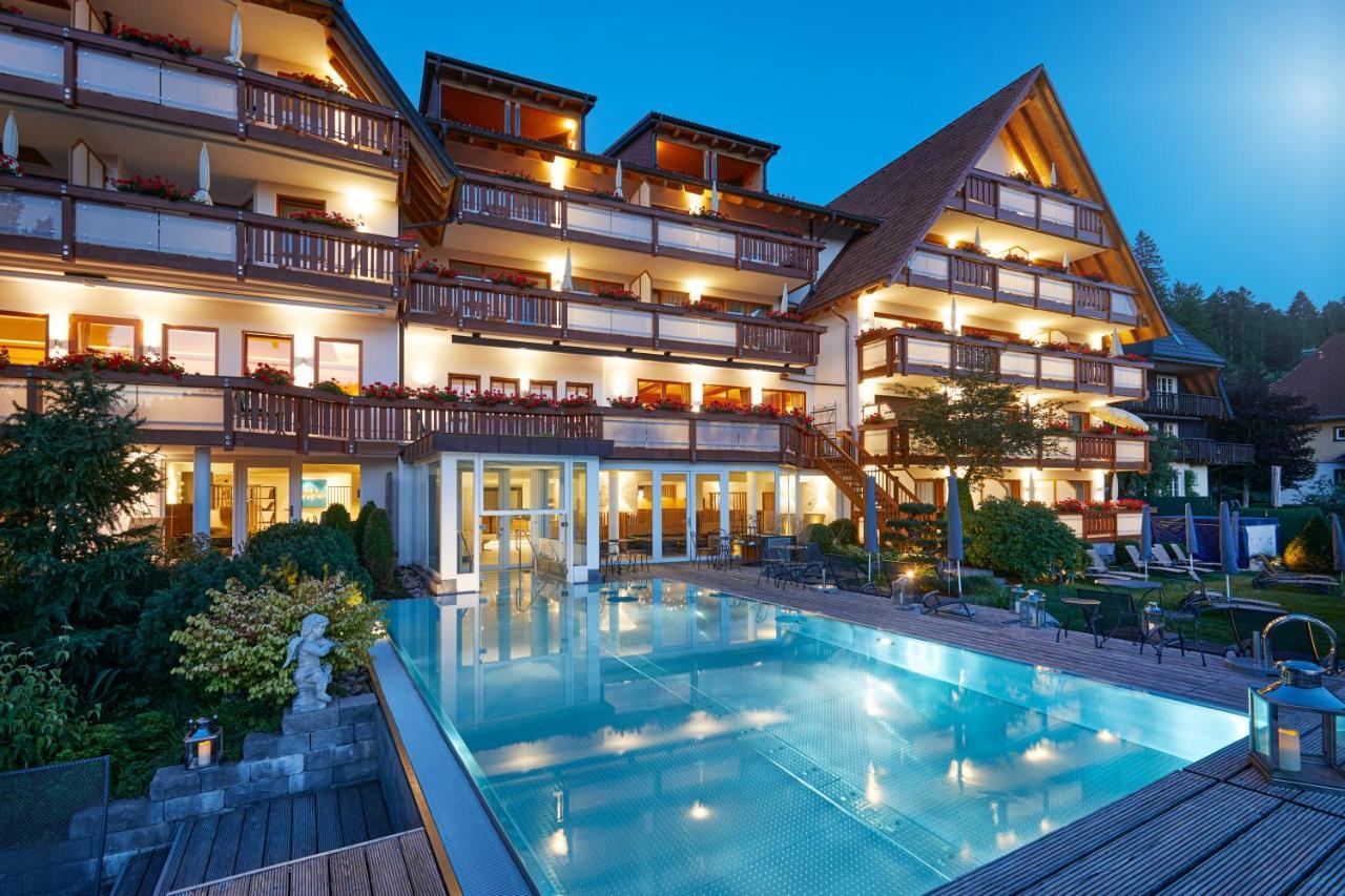 הינטרצארטן Erfurths Bergfried Ferien & Wellnesshotel מראה חיצוני תמונה