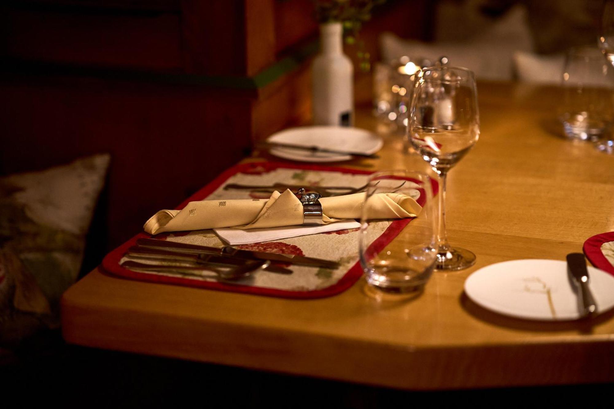 הינטרצארטן Erfurths Bergfried Ferien & Wellnesshotel מראה חיצוני תמונה