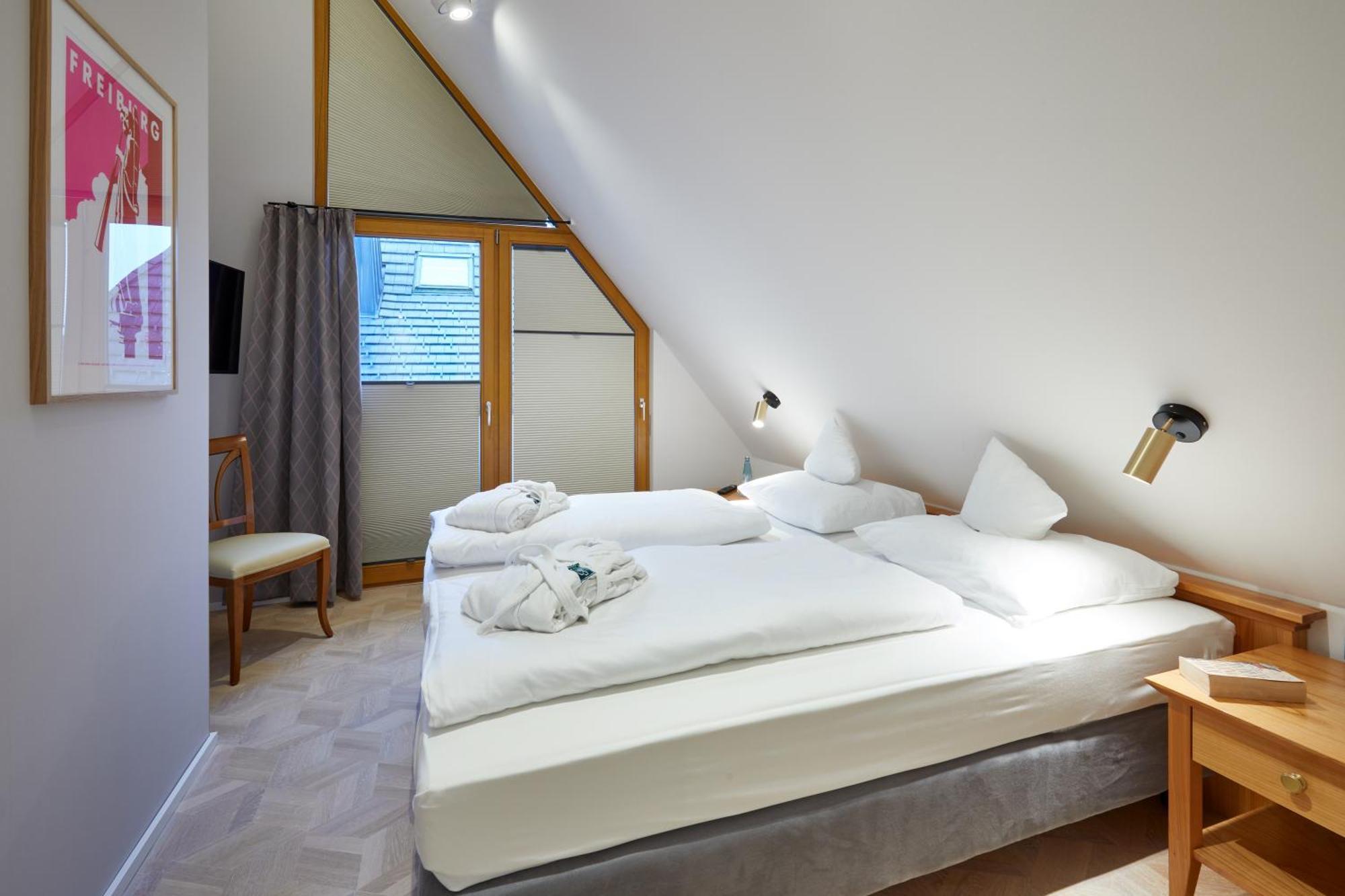 הינטרצארטן Erfurths Bergfried Ferien & Wellnesshotel מראה חיצוני תמונה