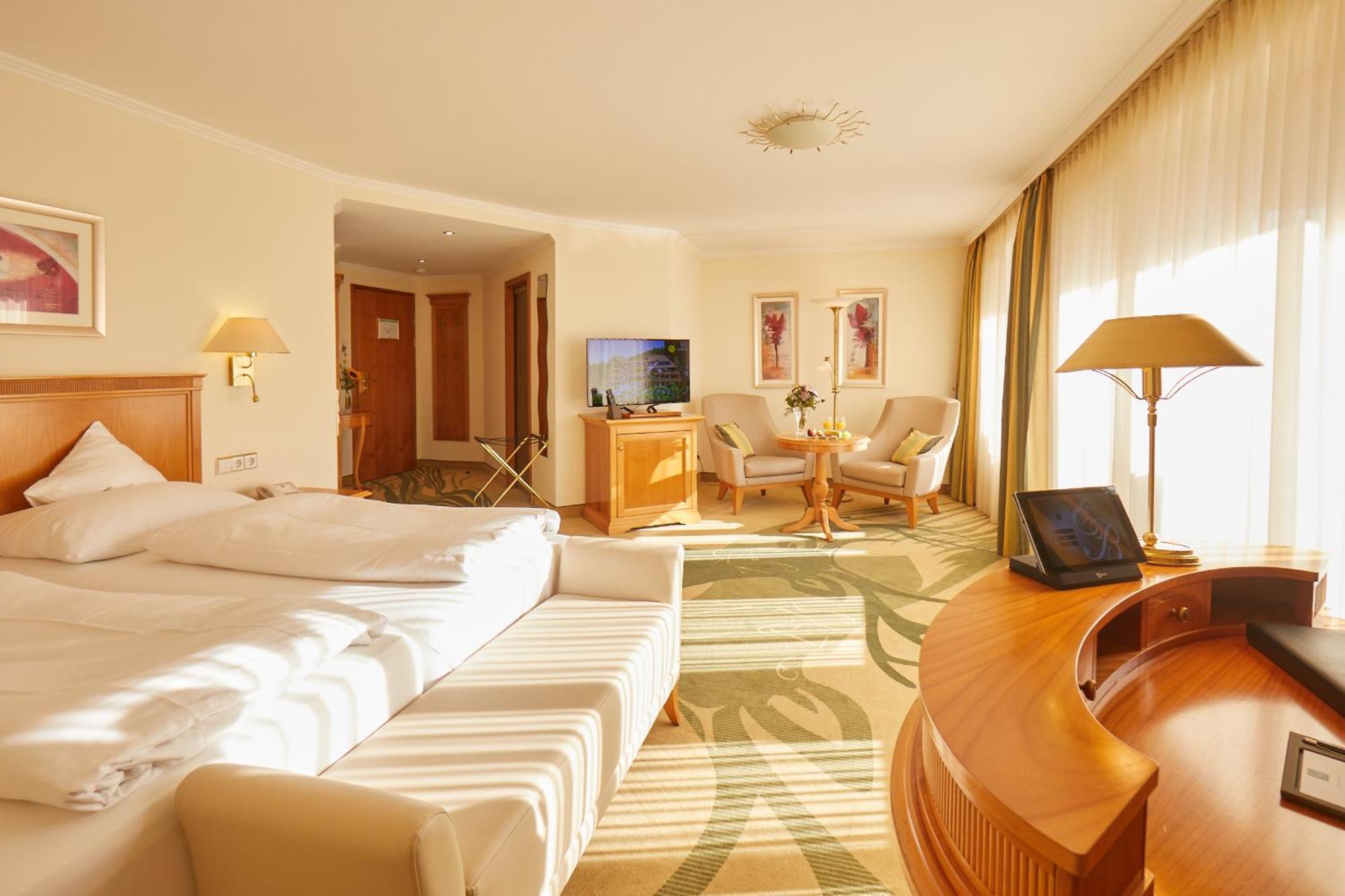 הינטרצארטן Erfurths Bergfried Ferien & Wellnesshotel מראה חיצוני תמונה