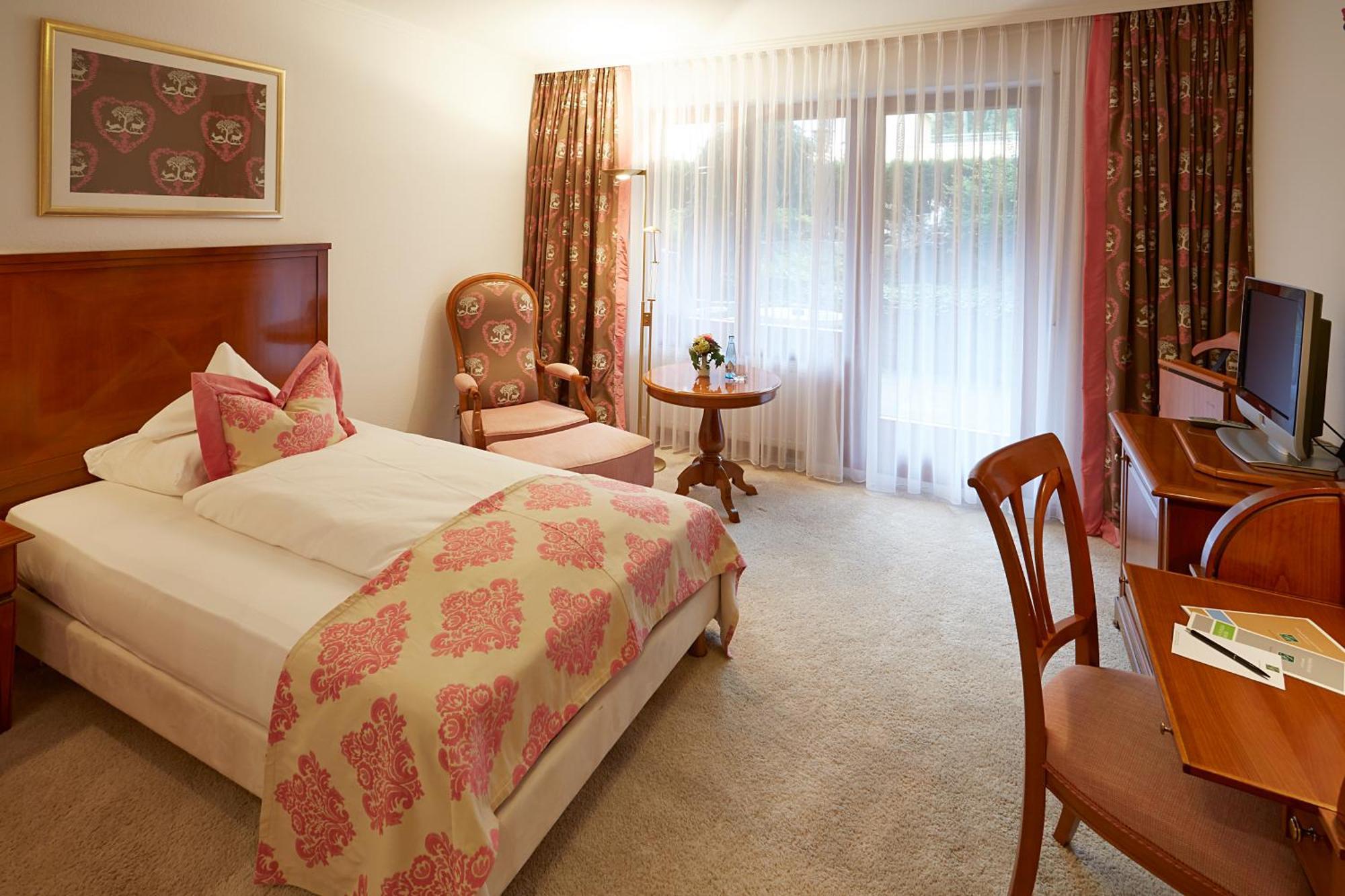 הינטרצארטן Erfurths Bergfried Ferien & Wellnesshotel מראה חיצוני תמונה