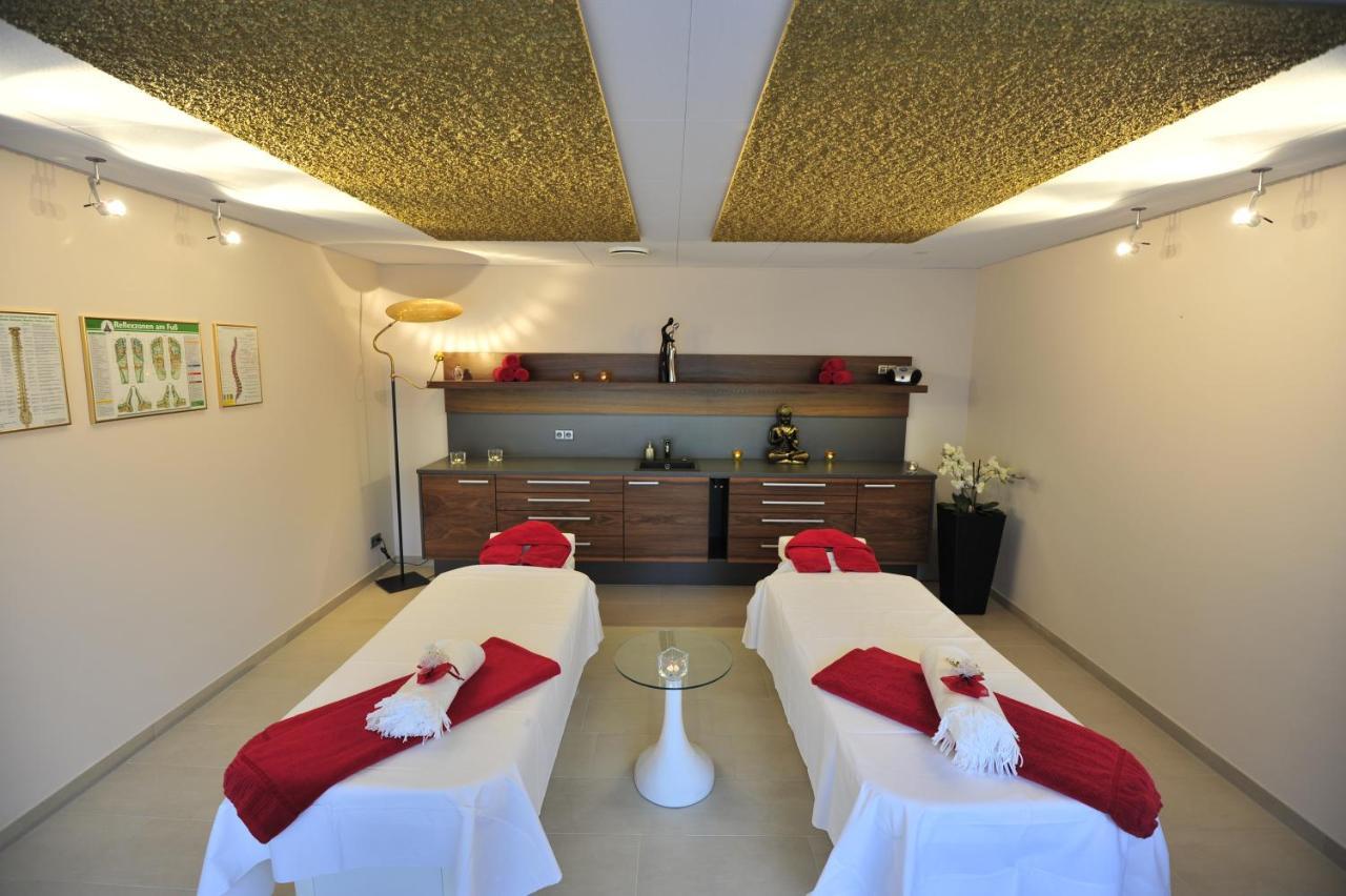 הינטרצארטן Erfurths Bergfried Ferien & Wellnesshotel מראה חיצוני תמונה